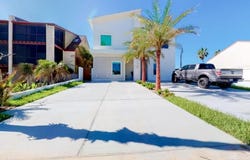 116a & 116b E Dolphin Street, South Padre Island, TX 78597