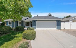 1804 W Sandalwood Dr, Meridian, ID 83646