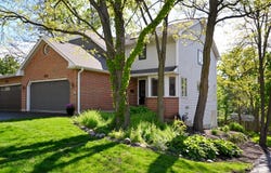 416 Lawrence Avenue, Glen Ellyn, IL 60137