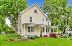 341 Washington St, Walpole, MA 02032