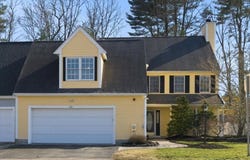 124 Clear Pond Dr, Walpole, MA 02081