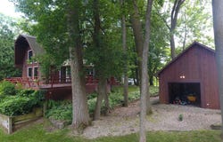 410 Zinnia Avenue, Palmyra, WI 53156