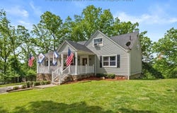 901 Evanwood Road, Charleston, WV 25314
