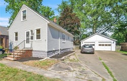 4277 W 223rd Street, Fairview Park, OH 44126