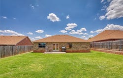 311 Ridgecrest Drive, Elk City, OK 73644