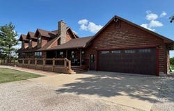1267 Rd 220, Emporia, KS 66801