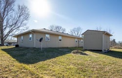 33 SE 250th Road, Warrensburg, MO 64093