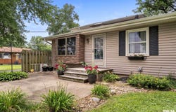 13118 65TH Avenue, Blue Grass, IA 52726