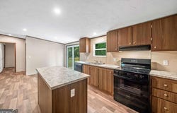 921 Marshall Fuller, Dallas, GA 30157