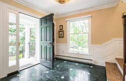9 Brookside Ter, North Caldwell Boro, NJ 07006-4114