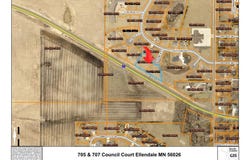 705 & 707 Council Court, Ellendale, MN 56026