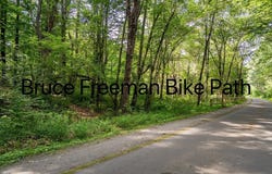 1 Chase Path, Acton, MA 01720