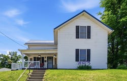 896 Climer St, Muscatine, IA 52761