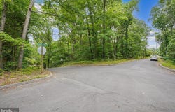 383 RED CLOUD ROAD, LUSBY, MD 20657