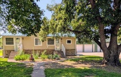 738 Logan Ave, Grant, NE 69140