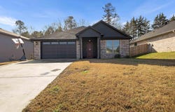 237 Oak Valley, Gilmer, TX 75645
