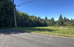 12635 SE KNAPP ST, Portland, OR 97236