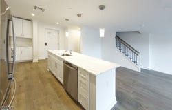 10 Ward St, Bloomfield Twp., NJ 07003-2518