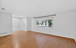 3450 Laurel Dr, Mount Dora, FL 32757