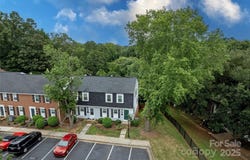 8300 Knights Bridge Road, Charlotte, NC 28210