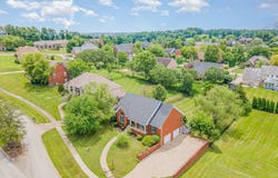 2600 E Sunningdale Pl, La Grange, KY 40031