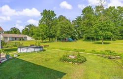 338 Autumn Chase Lane, Farmington, MO 63640