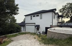 1042 Stoneridge Center Road, Branson West, MO 65737