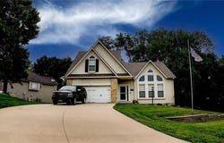 3403 Waterford Court, St Joseph, MO 64506