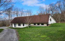1382 Carlisle Rd, Sprakers, NY 12166