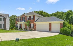 16112 Ridgewoods Manor Circle, Ellisville, MO 63038