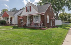 17690 Mapleboro Avenue, Maple Heights, OH 44137