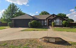 10305 E County Rd 105, Midland, TX 79706