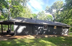 1020 Cowan, PARIS, TN 38242