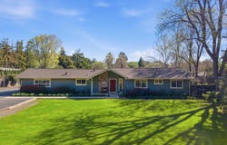 1450 Finley Rd, Pleasanton, CA 94588