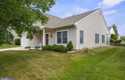 7 COVERED BRIDGE CIRCLE, COLUMBUS, NJ 08022