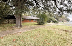 450 E Vine Avenue, Eunice, LA 70535