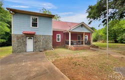 651 S Jackson Street, Hartwell, GA 30643