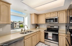 2834 S EXTENSION Road, Mesa, AZ 85210