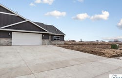 202 E Connie Lane, Eagle Lake, MN 56024