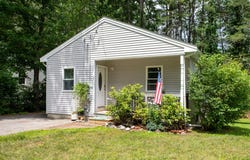 87 North Shore Road, Hampton, NH 03842