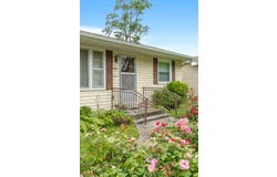 1456 E Lindberg Street, Springfield, MO 65804