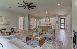 136 E Pauwela LN, Bastrop, TX 78602