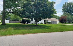 2227 Seneca Drive, Lima, OH 45806