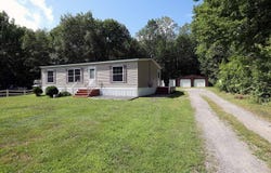 701 E Pittston Road, Pittston, ME 04345