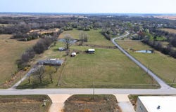 2105 S Hall Street, Webb City, MO 64870