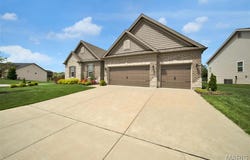 501 Upper Ridgepointe Court, Lake St Louis, MO 63367