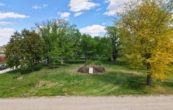 302 1st St, Pacific Junction, IA 51561