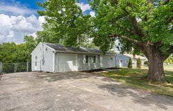 5249 Brinridge Drive, High Ridge, MO 63049