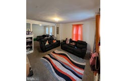 124 W MAIN STREET, WINDSOR, PA 17366