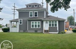 36465 Main, New Baltimore, MI 48047